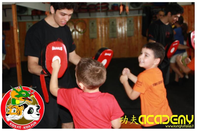 Kung Fu Caserta Academy IMAA Italia www.kungfuitalia.it wing tjun chun bambini palestra ving tsun difesa personale sport da combattimento sifu salvatore mezzone (56)